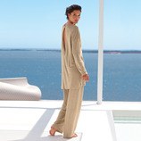 Tunique ou Pantalon Loungewear de Cornelie Weiss Une tenue l&eacute;g&egrave;re, a&eacute;r&eacute;e et incroyablement luxueuse.