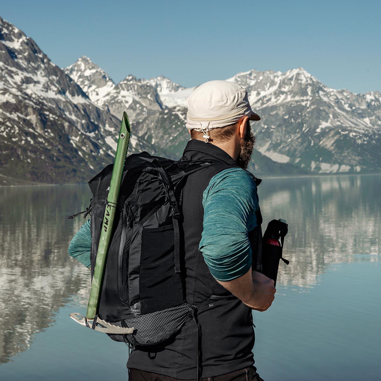 Sac à Dos De Randonnée Pliable 16L – Polyester 300D Résistant, Bretelles Respirantes, Poche Clés, Sifflet Intégré