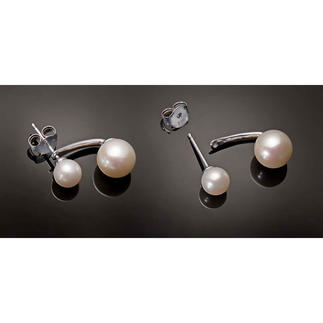 Boucles d’oreilles 2-en-1 « perle flottante » 1 paire de boucles d’oreilles – 2 looks. Atout : la deuxième perle à crocheter derrière.