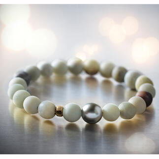 Bracelet Amazonite avec perle de Tahiti Se combine de nombreuses manières grâce à ses composants précieux et adapté à tous les moments de la journée.