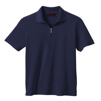 Polo bleu marine avec fermeture éclair sur fond blanc.