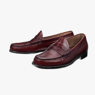 Mocassins bordeaux G.H. Bass Pennyloafer Weejuns au design classique.