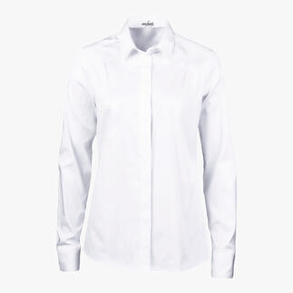 Vue avant d'une blouse blanche avec col et boutons