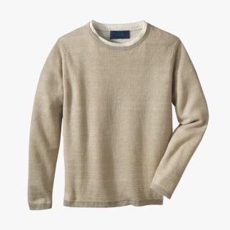 Pull léger climatique en lin beige de Carbery sur fond blanc.