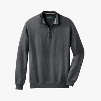 Pull gris avec fermeture éclair en vue de face.