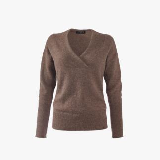 Pull en alpaga brun pour femmes, présenté de face.