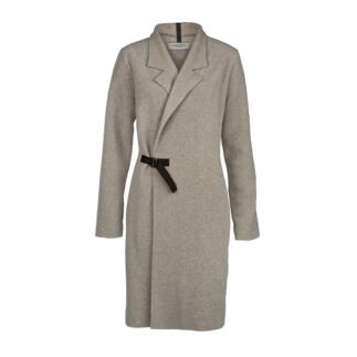 Vue avant du manteau court en polaire Henriette Steffensen en beige.