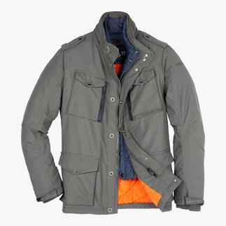 Veste de champ en nylon et toile ouverte avec fermeture éclair et poches multiples.