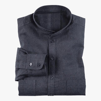 Chemise Nehru en flanelle de coton gris foncé, pliée avec un bouton.