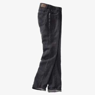 Jeans 24 heures en gris, suspendus et légèrement inclinés.