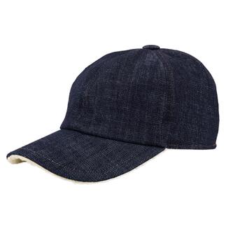 Casquette en denim bleu foncé avec doublure en teddy.