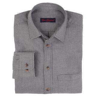 Chemise en cachemire à carreaux pliée, vue de face.