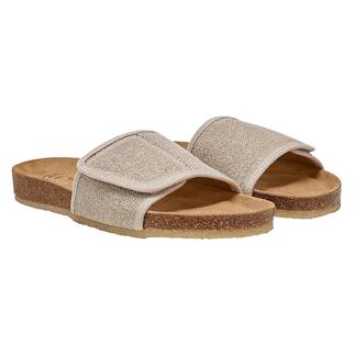 Deux paires de chaussons en chanvre Grand Step Shoes, posées à plat.