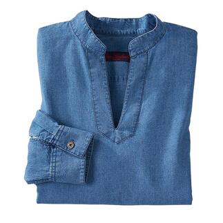 Chemise de pêcheur en lin en denim clair, pliée avec col montant