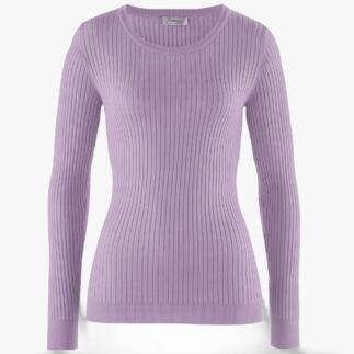 Vue avant du pull en soie stretch Carbery en violet avec structure en côtes.
