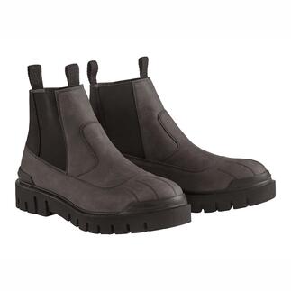 Deux bottes Chelsea légères Franz Gustav côte à côte sur fond blanc.