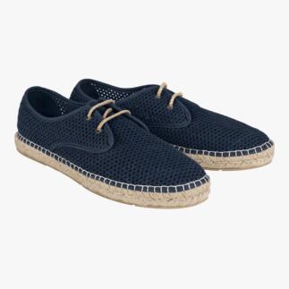 Chaussure d'été en maille bleue marine avec semelle en jute, vue latérale.
