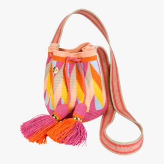 Sac seau AALUNA avec une longue bandoulière.