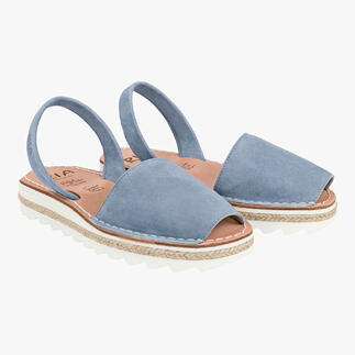 Paire de sandales Avarcas de Menorca en denim, taille 36