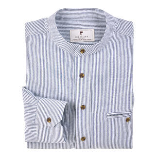 Chemise Grandfather-Sunday à rayures bleues et blanches, pliée sur une table.