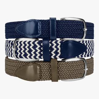 Trois ceintures élastiques en bleu, beige, et marine avec différentes boucles en métal