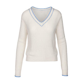 Vue de devant d'un pull en cachemire-lin beige clair avec décolleté en V.