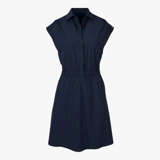 Robe noire avec col et ceinture élastique sur fond blanc.