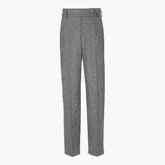 Pantalon en laine d'hiver gris mélangé, debout sur fond blanc