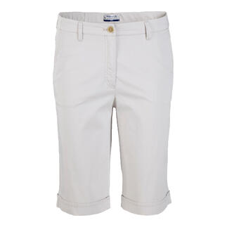 Vue avant des bermudas pearl grey, élégants et décontractés pour l'été.
