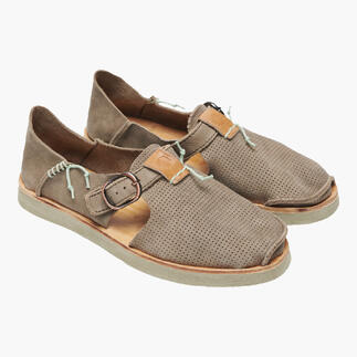 Sneaker-sandale Satorisan en brun, vue de face.
