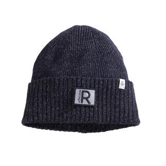 Bonnet Urban Reflective en bleu foncé avec un motif rayé et logo.