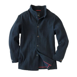 Veste en waffle bleu foncé avec bouton et règle.