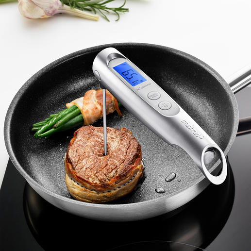 Avec sonde fine qui pénètre aisément dans les aliments et mesure la température à cœur à 0,5 °C près. Avec sonde fine qui pénètre aisément dans les aliments et mesure la température à cœur à 0,5 °C près.
