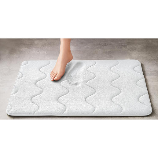 La mousse à mémoire de forme s’adapte parfaitement à la forme de votre pied et vous donnent la sensation de marcher sur un nuage. La mousse à mémoire de forme s’adapte parfaitement à la forme de votre pied et vous donnent la sensation de marcher sur un nuage.