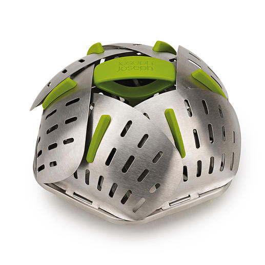 Replié, l’insert en inox peut être rangé dans un espace très réduit. Replié, l’insert en inox peut être rangé dans un espace très réduit.