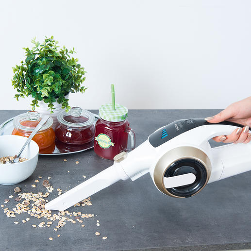 Également un puissant aspirateur à main, toujours prêt à l’emploi. Également un puissant aspirateur à main, toujours prêt à l’emploi.