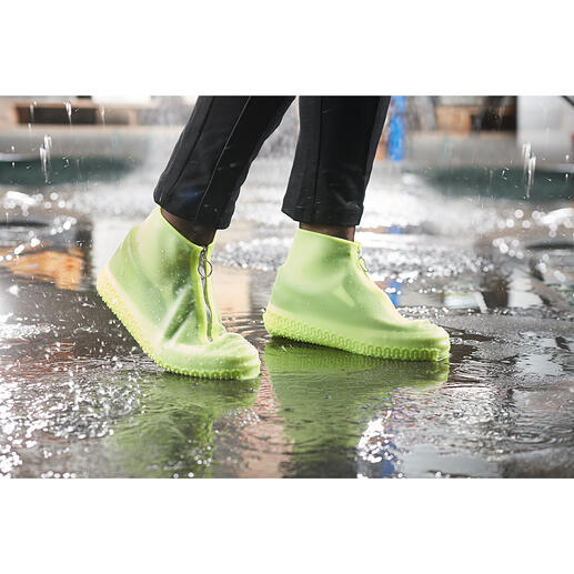 Sur-chaussures anti-pluie Une protection stylée contre l’humidité pour vos chaussures préférées.