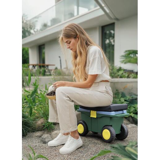 Caddy de jardin mobile avec coussin d´assise Caddy de jardin mobile et assise confortable en un seul objet pour jardiner en préservant son dos.
