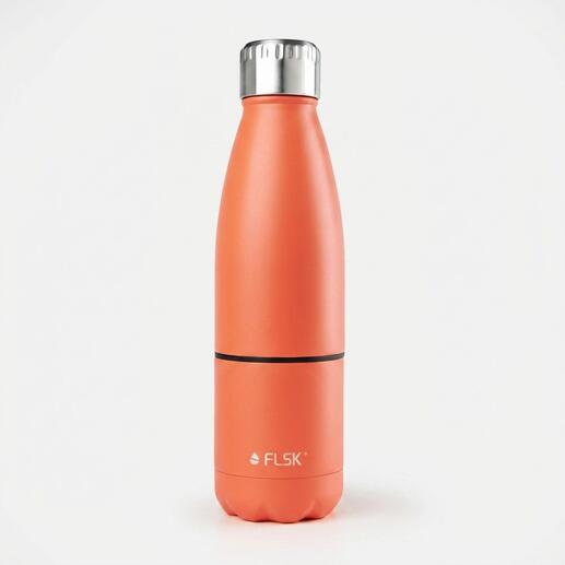Bouteille isolante de couleur orange sur un fond blanc.