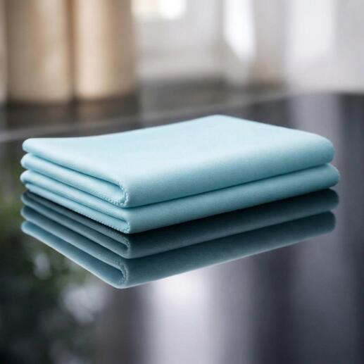 Deux chiffons de soin de brillance superposés en bleu.