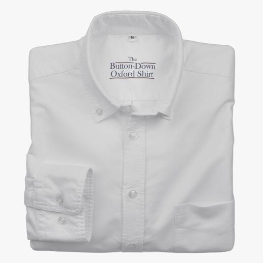 Chemise blanche, pliée, avec col à boutons, taille 38 cm.