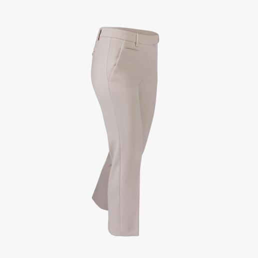 Pantalon Seductive « Blended Wool » L’aspect d’un pantalon en drap de laine, mais bien plus simple grâce à la qualité « Blended Wool ».