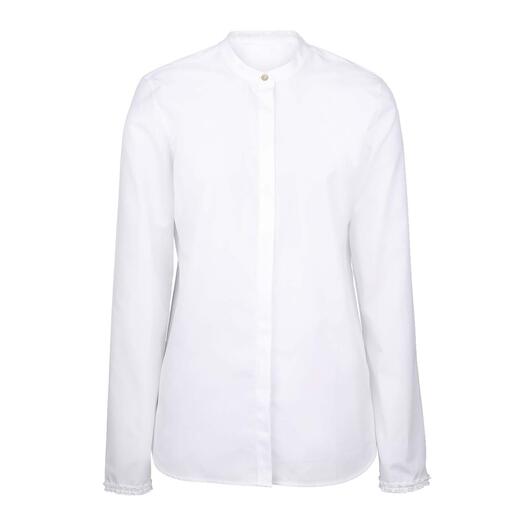 Blouse Silk Sisters La blouse chemise classique modernisée : plus moderne et stylée, mais tout aussi soignée et classe.