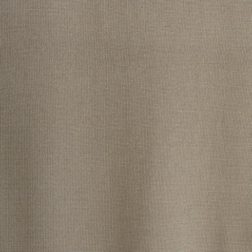 Col rond, Beige Gros plan de matériau en soie beige.