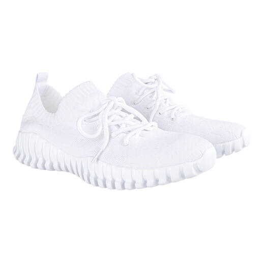 Baskets Knit blanches de bernie mev. en paire.