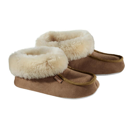 Bottes en laine de mouton brun, vue latérale, confortables et chaudes.