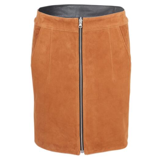 Jupe réversible en cuir Absolument géniale : la jupe réversible faites en deux cuirs et deux couleurs. Par Oconi.