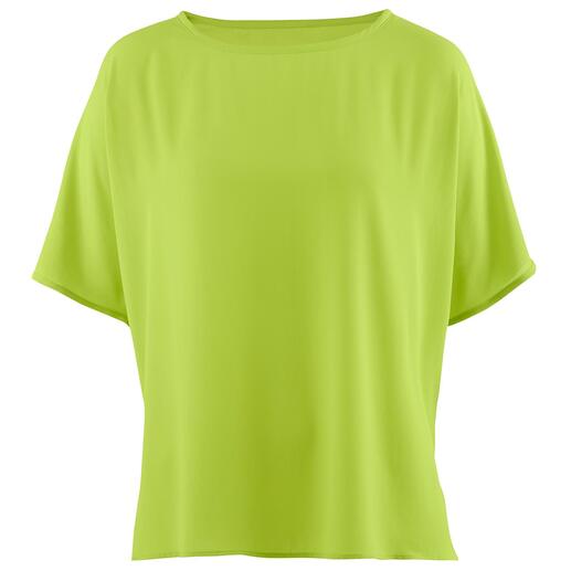 Blouse T-shirt Janice & Jo La blouse T-shirt en crêpe de viscose légère, aérée et simple : parfaite pour lʼété et toutes les occasions.