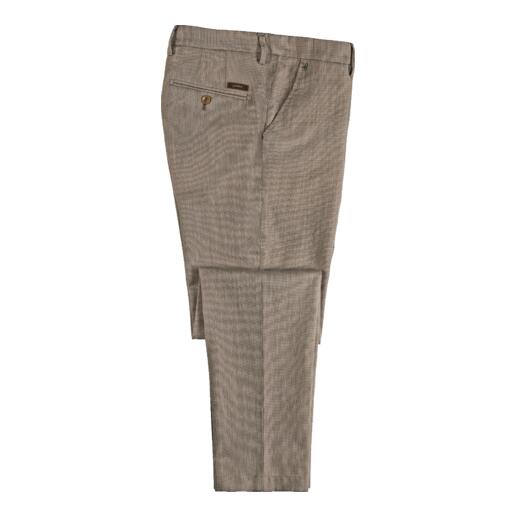 Chino d'été à motif pied-de-poule de couleur beige avec une poche arrière.