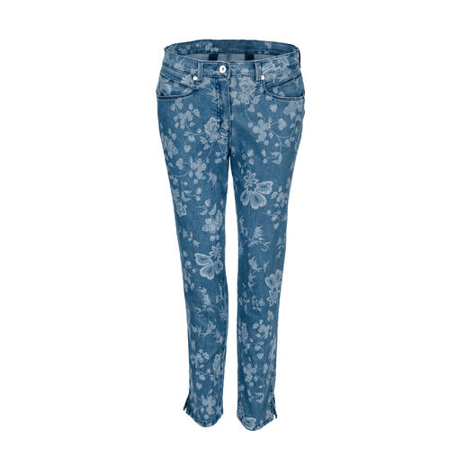 Vue de face des jeans magiques RAPHAELA BY BRAX fleuris.